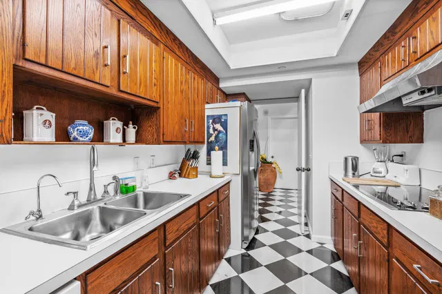 Palm Beach Biltmore Unit 205 photo 8