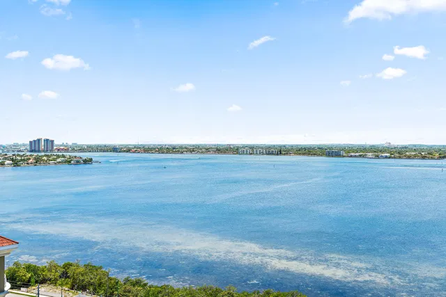 Eastpointe Singer Island Unit 21 C photo 3