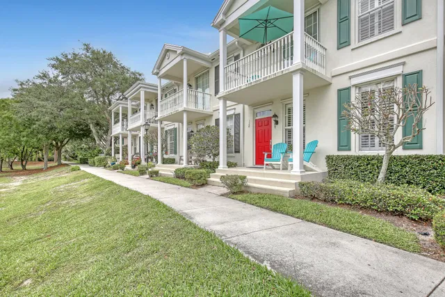 Charleston Court at Abacoa Residence photo 2
