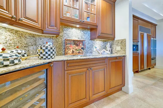 One Watermark Place Unit 503 photo 8