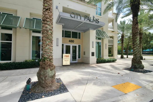 City Palms Unit 443 photo 3