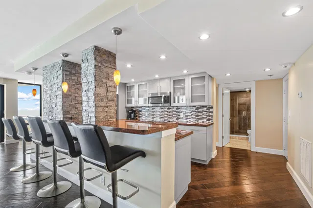 Singer Island Unit Ph-A photo 8