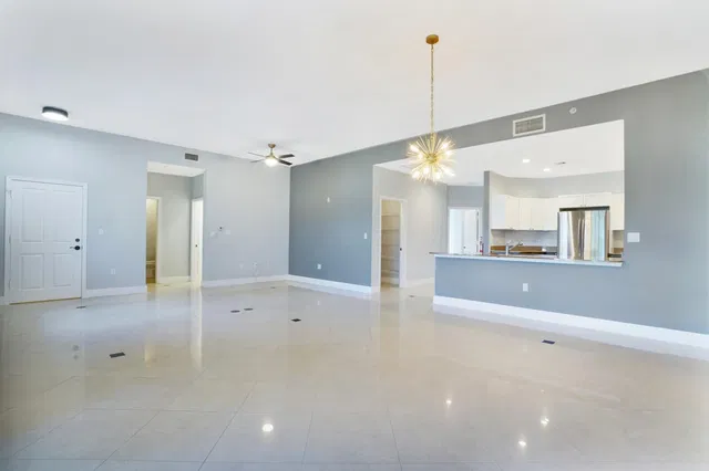 Flagler Landing Unit 402 photo 3