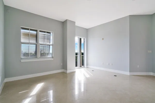 Flagler Landing Unit 402 photo 10