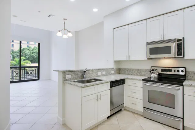 One City Plaza Unit 206 photo 7