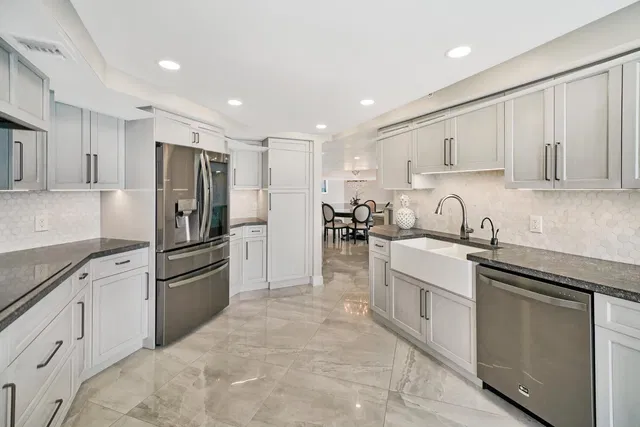 Corniche Singer Island Unit 1702 photo 7