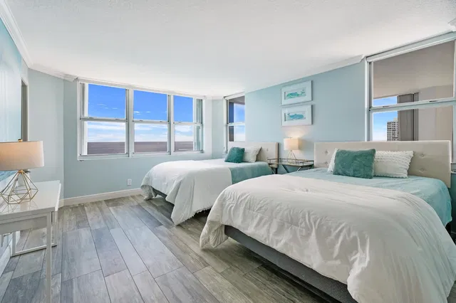 Corniche Singer Island Unit 1702 photo 23
