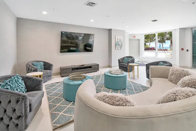 Corniche Singer Island Unit 1702 photo 28