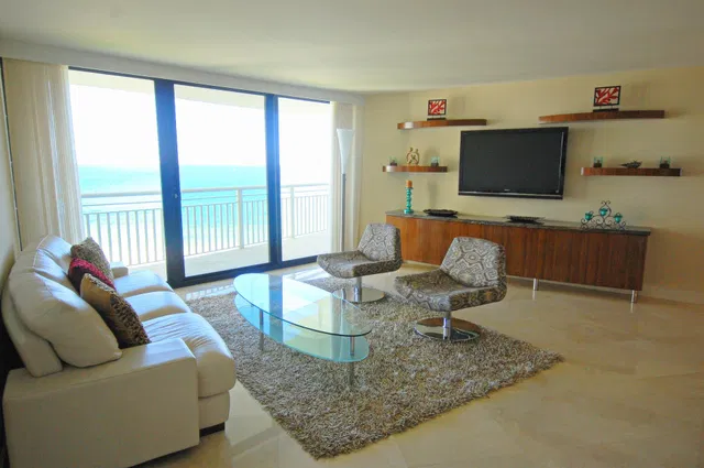 Tiara Singer Island Unit 11-E photo 4
