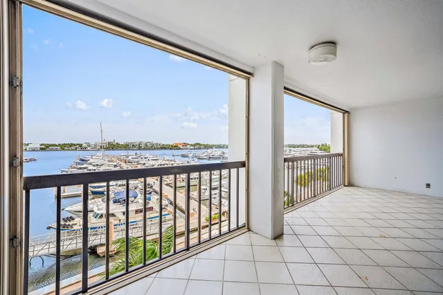 Waterview Towers Unit 604 photo 4