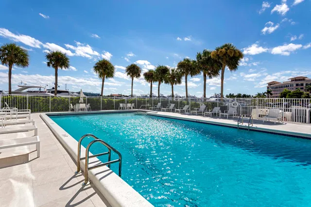 Waterview Towers Unit 604 photo 8
