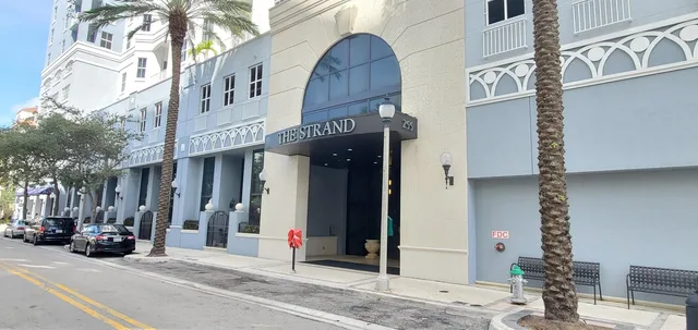The Strand Unit 407 photo 5