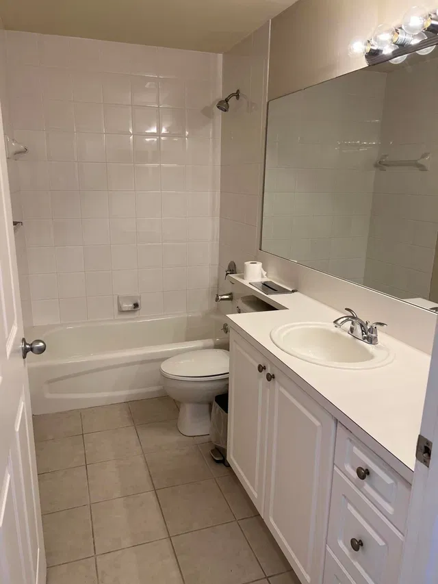 The Tower Condominium at Cityplace Unit 1107 photo 4