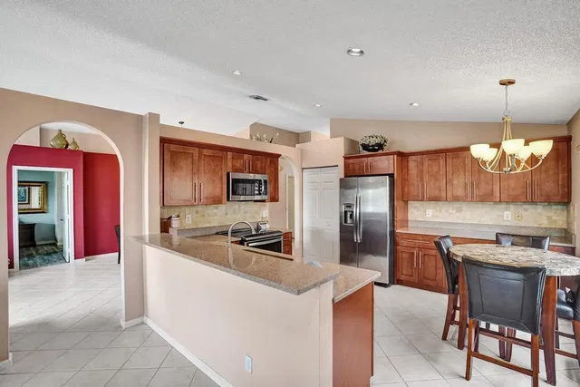 Residence photo 8
