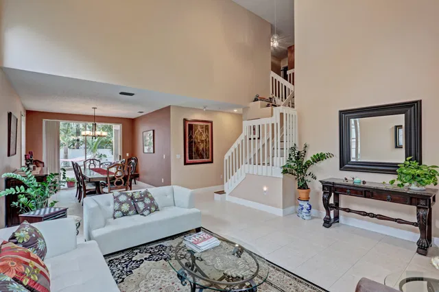 Residence photo 6