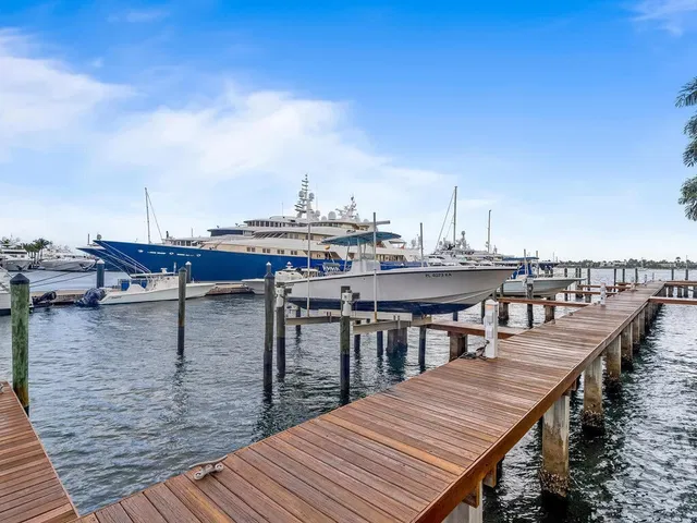 Flagler Landing Unit 206 photo 7