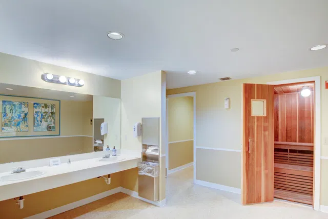 Emeraude Palm Beach Unit 506 photo 50