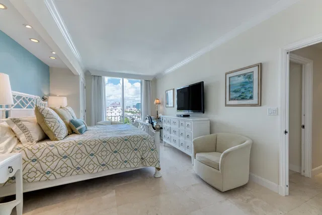 Winthrop House Condos Unit Ph15 photo 8