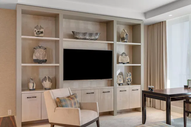 Dunster House Palm Beach Unit 3b photo 8