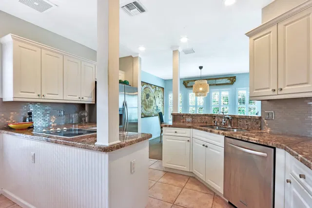 Jupiter Key Residence photo 16
