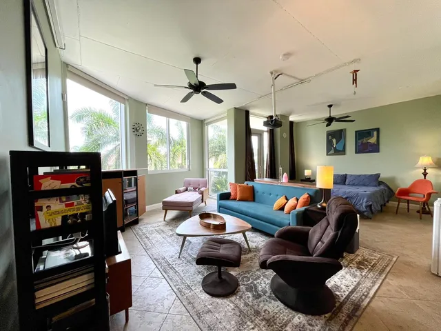 Villa Lofts Unit 401 photo 6