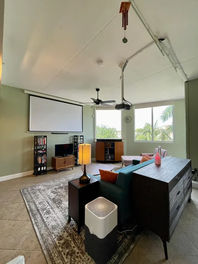 Villa Lofts Unit 401 photo 8