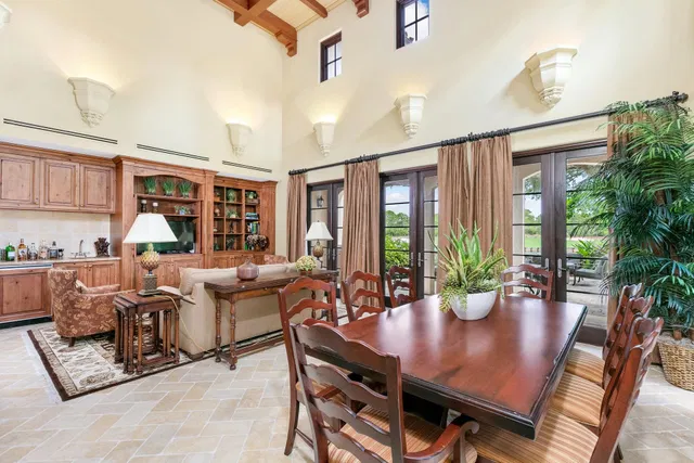 Bear's Club Residence photo 11