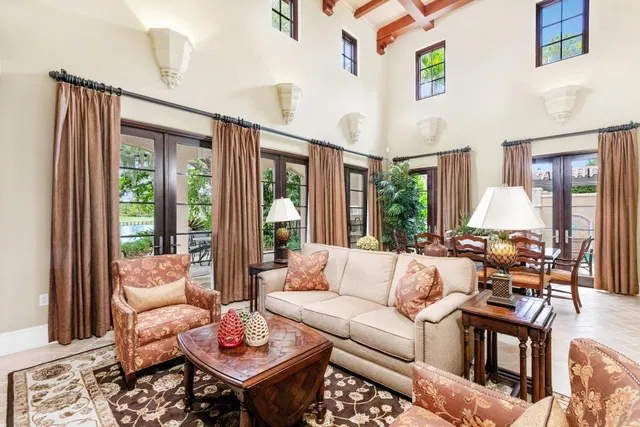 Bear's Club Residence photo 13