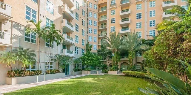 The Metropolitan Unit 412 photo 3