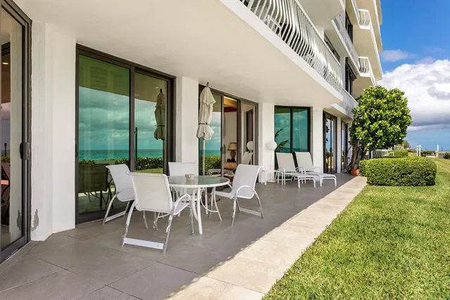 Sloan's Curve Palm Beach Unit 108s photo 6