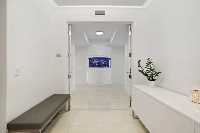 5000 North Ocean Unit 1701 photo 8