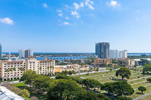 CityPlace South Tower Unit 1401 photo 4