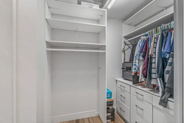 The Whitney Unit 807 photo 11