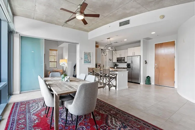 The Meridian Unit 207 photo 2