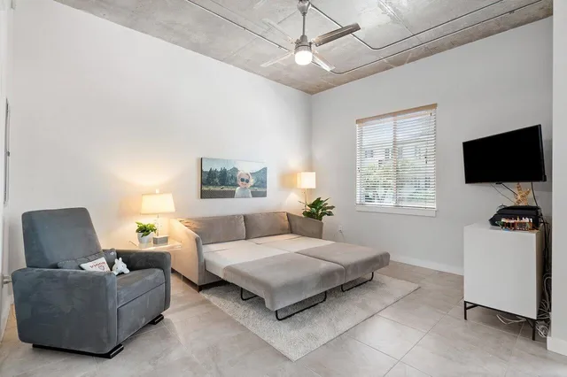 The Meridian Unit 207 photo 9