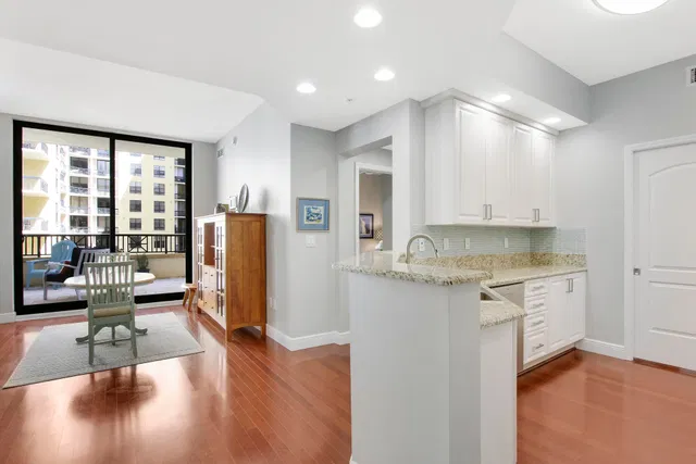One City Plaza Unit 1111 photo 6
