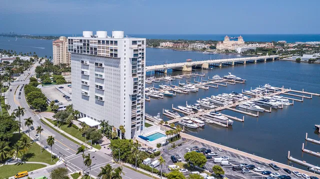 Waterview Towers Unit 1705 photo 2