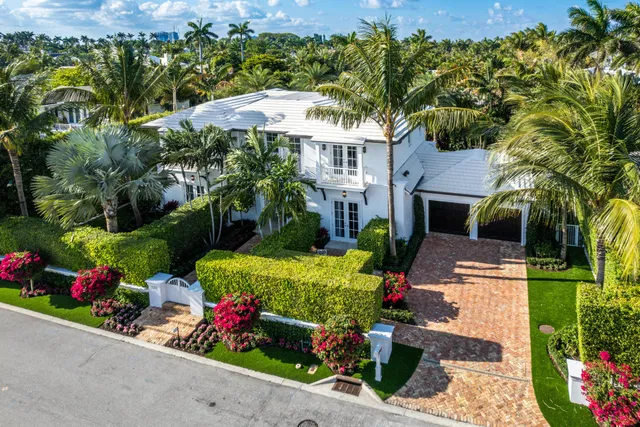 225 Plantation Road