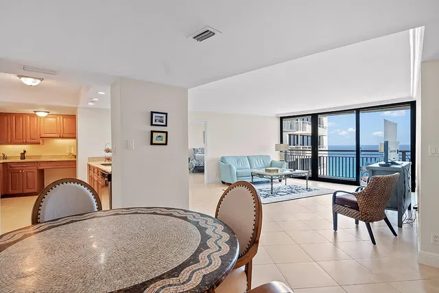Tiara Singer Island Unit 33e photo 6