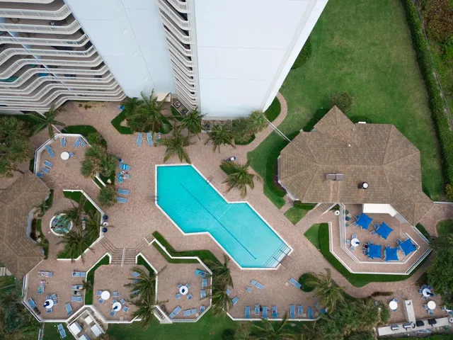 Tiara Singer Island Unit 33e photo 35