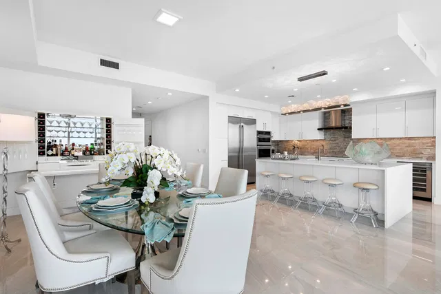 Water Club North Palm Beach Unit 1802 photo 4