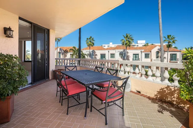 L'Ermitage Palm Beach Unit 206 photo 27