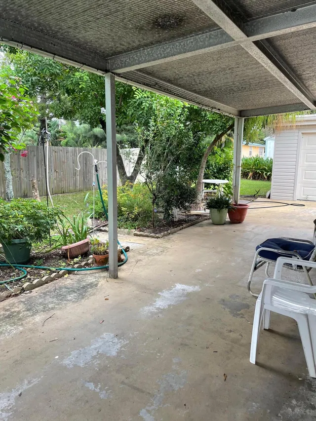 Residence photo 6