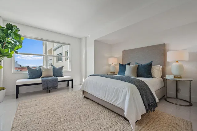 Palm Beach Towers, Palm Beach Unit 525b photo 6