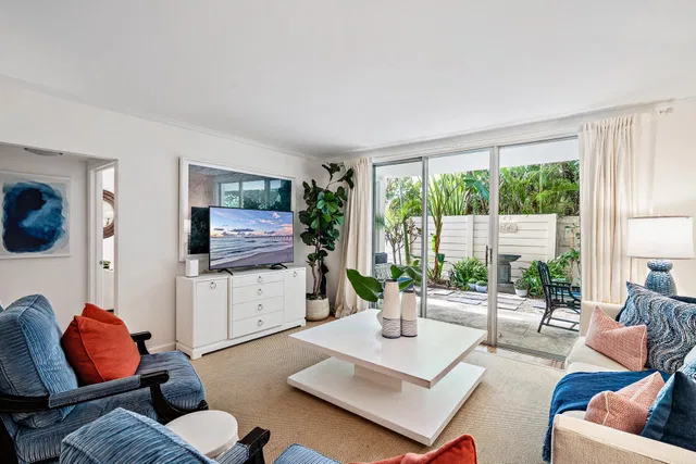 226 Brazilian Avenue #1b