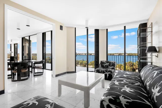 Sloan's Curve Palm Beach Unit 406n photo 12