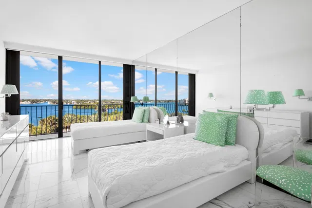 Sloan's Curve Palm Beach Unit 406n photo 26