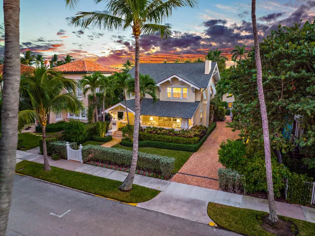 142 Seabreeze Avenue