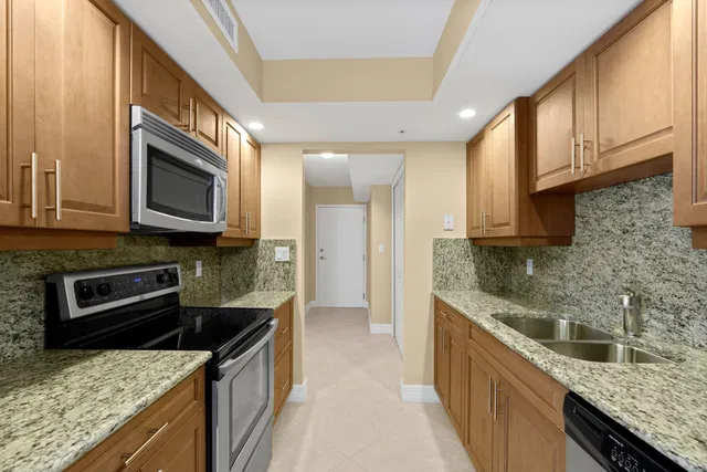 Tiara Singer Island Unit 21-A photo 13