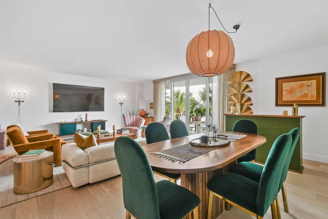Winthrop House Condos Unit 401 photo 8